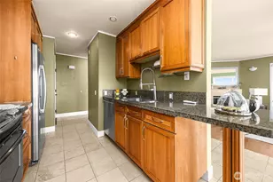 6401 Lake Wa Blvd NE, Kirkland, WA 98033 - Photo 18