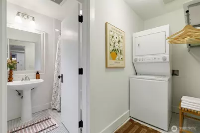 117 John Street #9, Seattle, WA 98109 - Photo 16