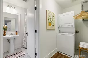 117 John St, Seattle, WA 98109 - Photo 16