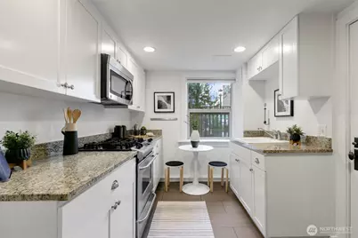 117 John Street #9, Seattle, WA 98109 - Photo 12