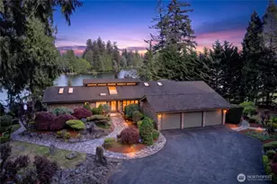 21421 Snag Island Dr E, Lake Tapps, WA 98391 - Photo 2