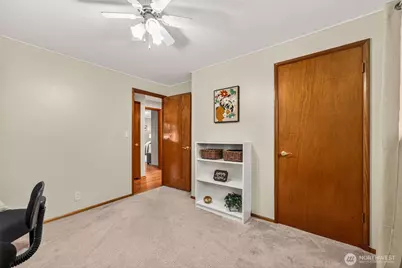 807 Jefferson Avenue NE, Renton, WA 98056 - Photo 24