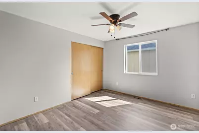 16602 Greenleaf Avenue SE, Yelm, WA 98597 - Photo 26