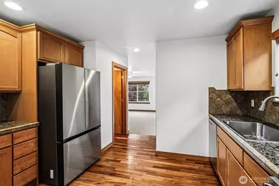 4530 5th Drive SE, Everett, WA 98203 - Photo 10