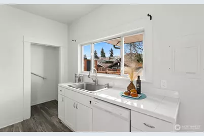 4135 36th Ave SW, Seattle, WA 98126 - Photo 12