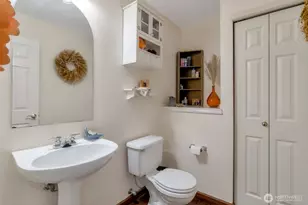 5802 14th Dr W, Everett, WA 98203 - Photo 8