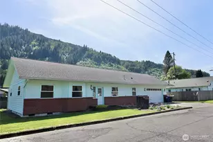 693 Temple Ave, Morton, WA 98356 - Photo 2