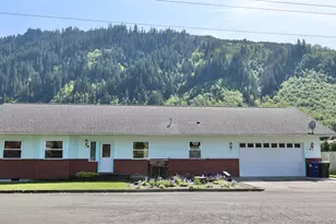 693 Temple Ave, Morton, WA 98356 - Photo 1
