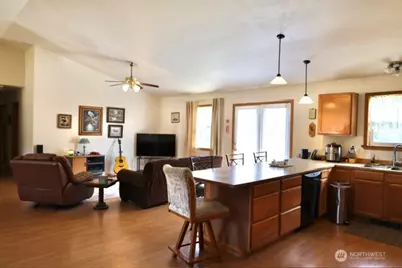 693 Temple Avenue, Morton, WA 98356 - Photo 10