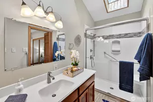 10427 Sunrise Beach Dr NW, Gig Harbor, WA 98332 - Photo 14