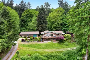 10427 Sunrise Beach Dr NW, Gig Harbor, WA 98332 - Photo 2