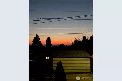 8311 19th Avenue NW, Seattle, WA 98117 - Photo 34