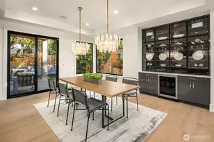 30 Enatai Dr, Bellevue, WA 98004 - Photo 12