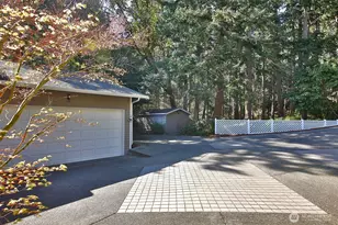 2693 N Bluff Rd, Greenbank, WA 98253 - Photo 26