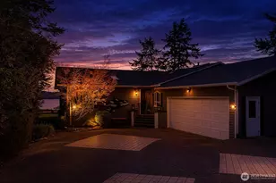 2693 N Bluff Rd, Greenbank, WA 98253 - Photo 38