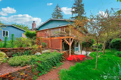 8008 S 122nd Street, Seattle, WA 98178 - Photo 36