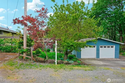 8008 S 122nd Street, Seattle, WA 98178 - Photo 2