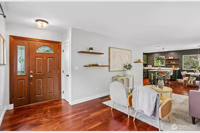 8008 S 122nd Street, Seattle, WA 98178 - Photo 6