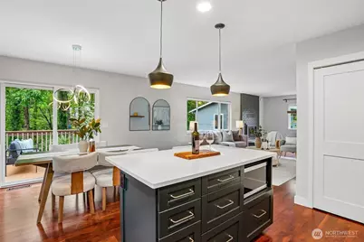 8008 S 122nd Street, Seattle, WA 98178 - Photo 12