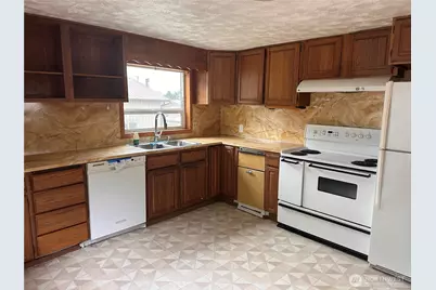 1521 Laura Street, Aberdeen, WA 98520 - Photo 4