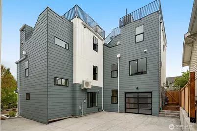 358 N 74th Street, Seattle, WA 98103 - Photo 32