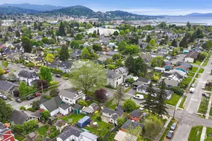 1210 Logan St, Bellingham, WA 98225 - Photo 6