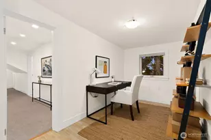 2568 28th Ave W, Seattle, WA 98199 - Photo 18