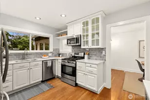 2568 28th Ave W, Seattle, WA 98199 - Photo 14