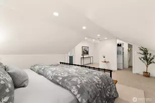 2568 28th Ave W, Seattle, WA 98199 - Photo 20