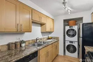 6960 California Ave SW, Seattle, WA 98136 - Photo 12