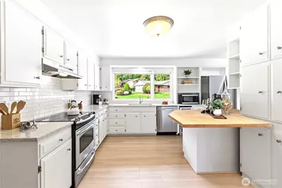 7020 137th Avenue NE, Redmond, WA 98052 - Photo 14