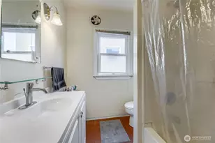 5755 25th Ave NE, Seattle, WA 98105 - Photo 18