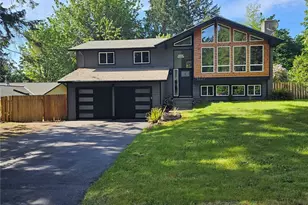 3827 Roosevelt St NE, Bremerton, WA 98311 - Photo 1