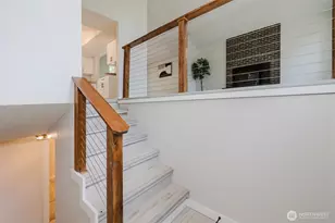 3827 Roosevelt St NE, Bremerton, WA 98311 - Photo 10