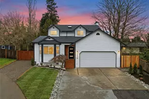 8828 NE 152nd St, Kenmore, WA 98028 - Photo 1