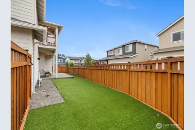 13266 179th Avenue E, Bonney Lake, WA 98391 - Photo 32