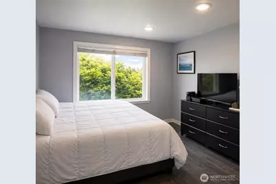1750 Pointe Woodworth Drive NE, Tacoma, WA 98422 - Photo 20