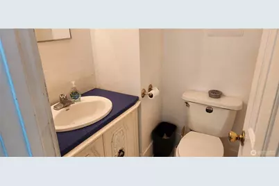 617 S 17th Street, Tacoma, WA 98504 - Photo 14