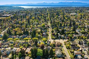 7060 Cleopatra Pl NW, Seattle, WA 98117 - Photo 38