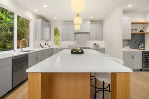 7060 Cleopatra Pl NW, Seattle, WA 98117 - Photo 8