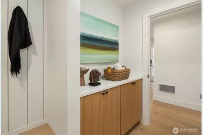 7060 Cleopatra Place NW, Seattle, WA 98117 - Photo 30