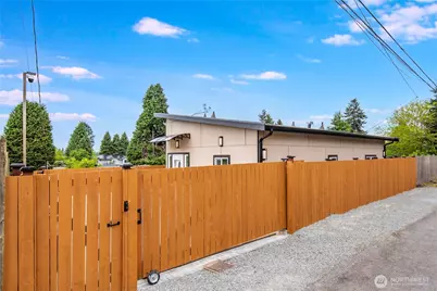 9438 24th Avenue SW #B, Seattle, WA 98106 - Photo 28