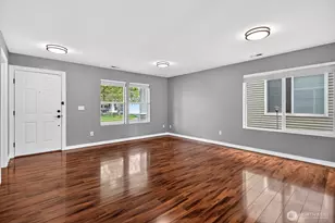 9430 185th St Ct E, Puyallup, WA 98375 - Photo 4
