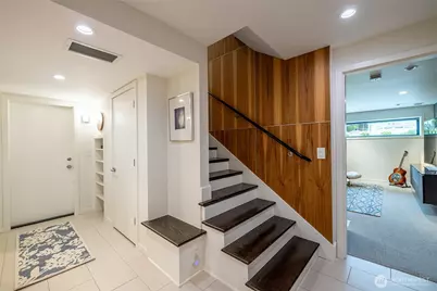 2137 NW 98th Street, Seattle, WA 98117 - Photo 30