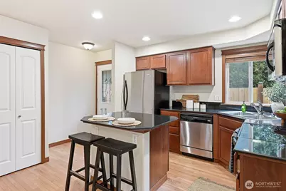 2502 204th Place SW #B1, Lynnwood, WA 98036 - Photo 8