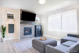111 210th St SW, Lynnwood, WA 98036 - Photo 4
