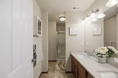 1047 215th Place SE, Bothell, WA 98021 - Photo 16