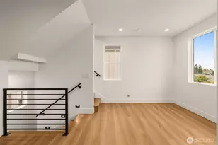 7403 Dayton Ave N, Seattle, WA 98103 - Photo 12