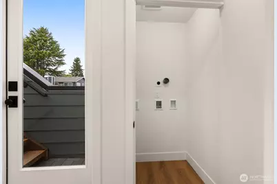 7403 Dayton Avenue N, Seattle, WA 98103 - Photo 20