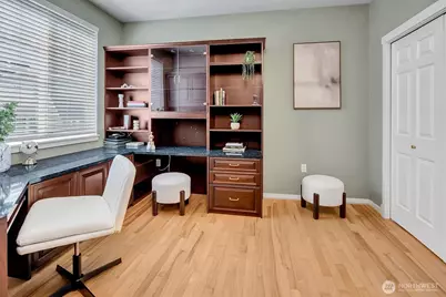 1601 NE Katsura Street #501, Issaquah, WA 98029 - Photo 14